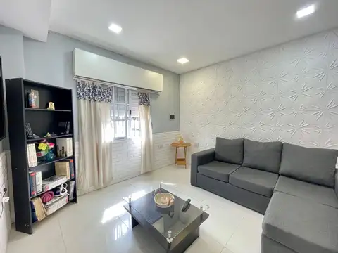 Depto Tipo Casa en Venta en Villa Santos Tesei, USD 88.000