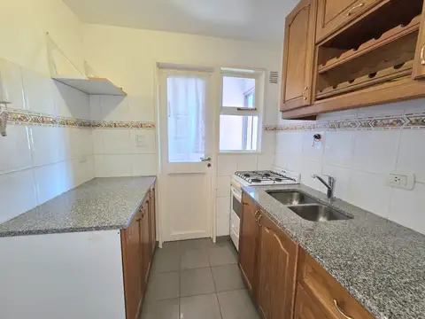 Departamento en Alquiler en Plaza Paso, $ 850.000
