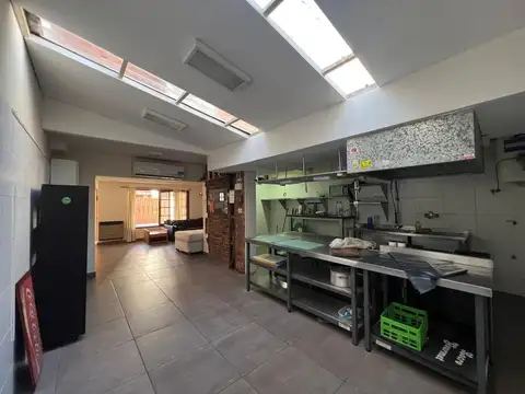 Depto Tipo Casa 4 ambientes con 2 baños