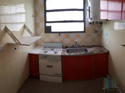 Departamento en Alquiler en Lanus Este, $ 450.000