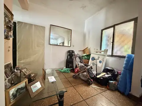 Depto Tipo Casa en Venta 50 años