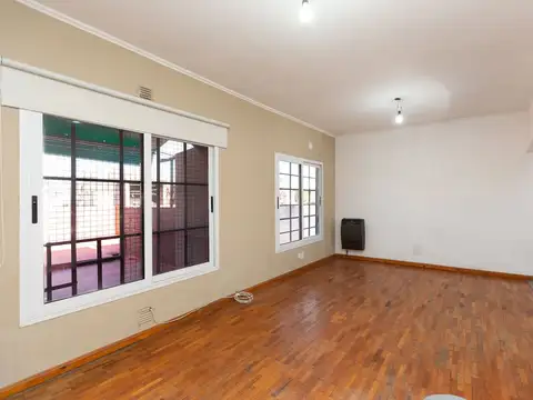 Depto Tipo Casa en Venta 15 años