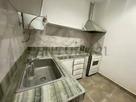 Departamento en Alquiler en Valentin Alsina, $ 450.000