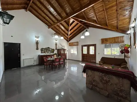 Bv. Doctor Domingo Cabred 1500