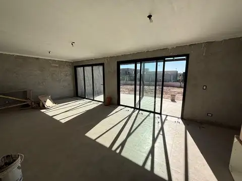 Casa en Venta al Oeste
