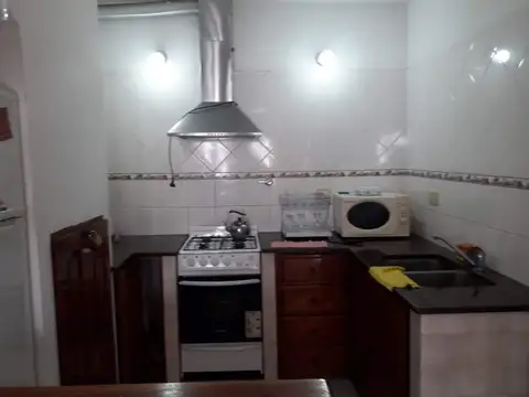 Casa 3 ambientes con 2 baños