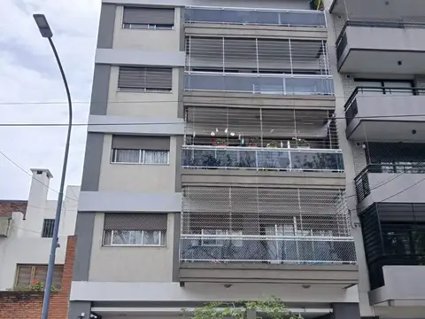 Departamento  2 ambientes c/balcón en alquiler en Flores Norte