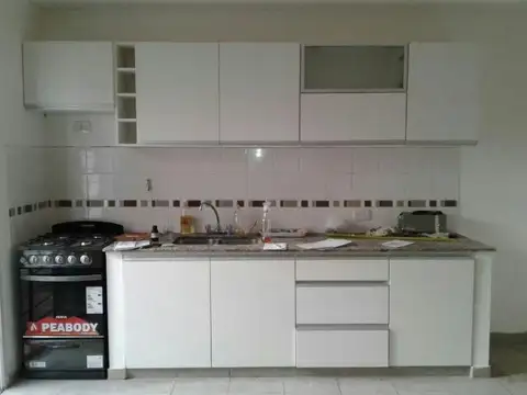 Departamento en Alquiler en Alberdi, $ 400.000