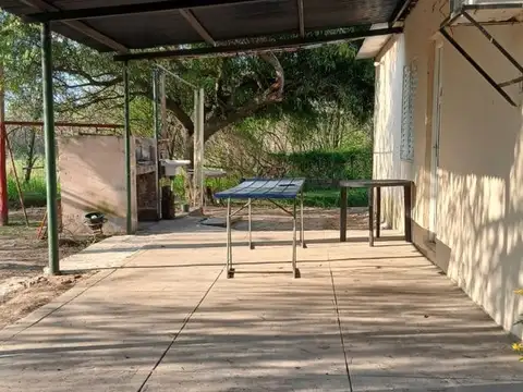 Casa 4 ambientes con 1 baño