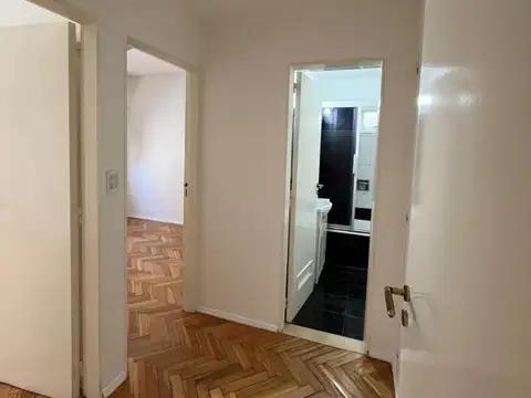 Membrillar 100, Piso 5