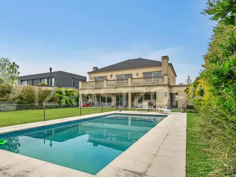 Casa en Las Liebres, 4 dorm, escr, jardin y pileta