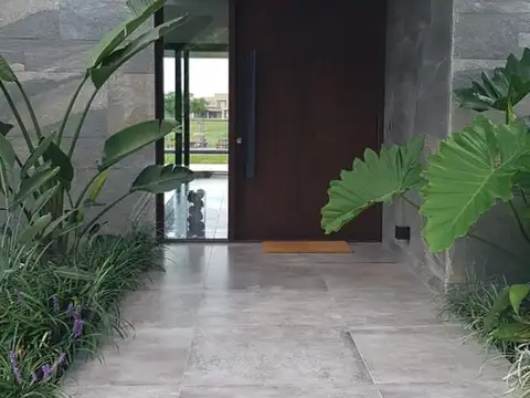 Casa en Venta en El Yacht 3 dormitorios, Nordelta 100