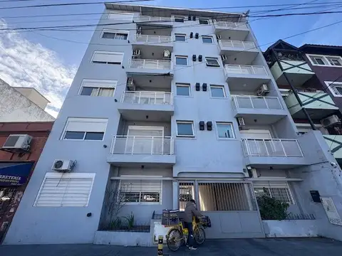 Departamento - Alquiler - Argentina, Avellaneda - Avenida Mitre 2636