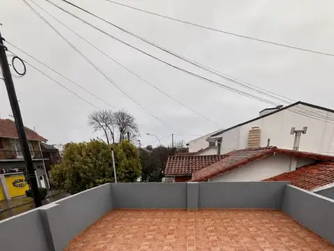 Chalet en venta 3 ambientes en PH con cochera y terraza - Zona HPC | Chauvín