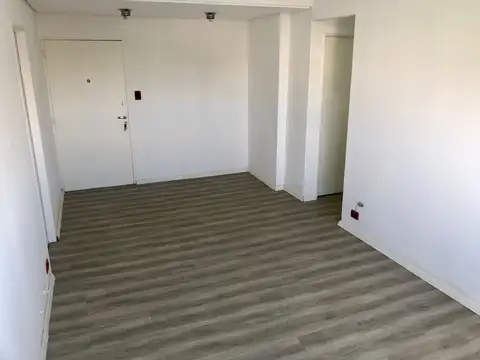 Carrasco 800, Piso 7