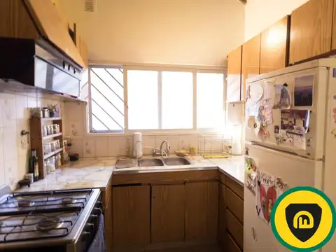 Casa 5 ambientes con 2 baños