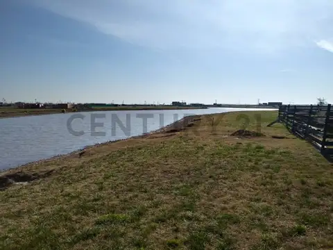 Lote/Terreno en venta en Barrio Santa Clara al Sur con fondo