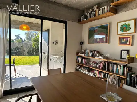 Casa  en Alquiler en Santa Emilia, Pilar del Este, Pilar
