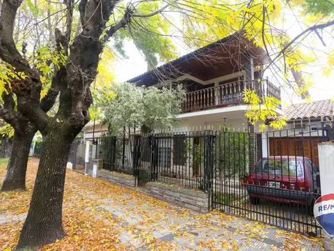 CASA 4 AMBIENTES VENTA TEMPERLEY