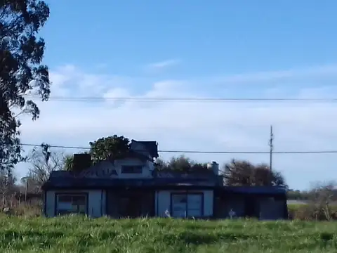 Campo en Venta con Alambrado