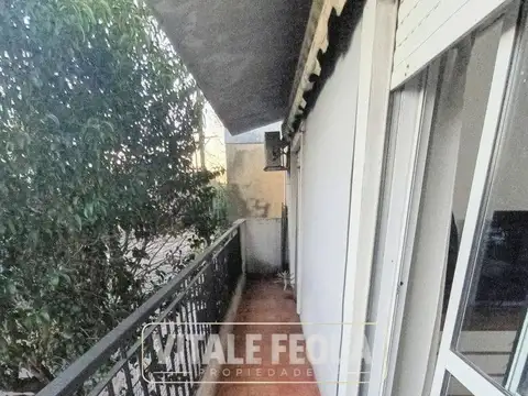 Depto Tipo Casa en Venta de 4 ambientes
