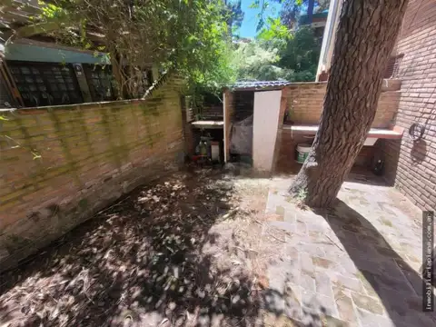 Depto Tipo Casa 2 ambientes con 2 baños