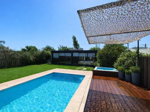 CASA UN DORMITORIO EN ROLDAN - PUNTA CHACRA