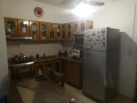 Departamento en Venta en Villa Luzuriaga, USD 185.000