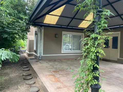 Casa 7 ambientes con 3 baños