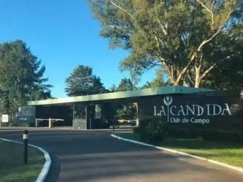 Casa en  barrio La Candida