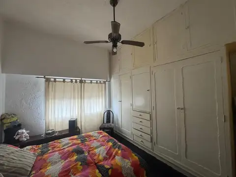 Depto Tipo Casa en Venta en Ramos Mejia Sur, USD 150.000