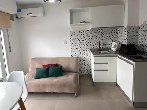 Departamento en Alquiler en Abasto, $ 500.000