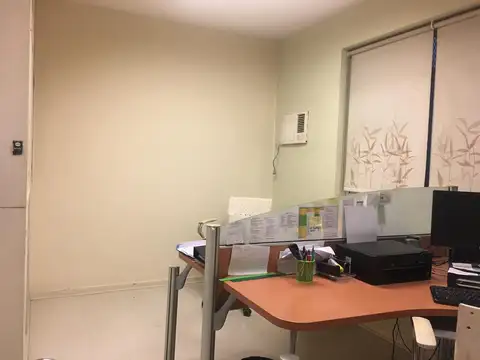 Oficina 3 ambientes con 2 baños