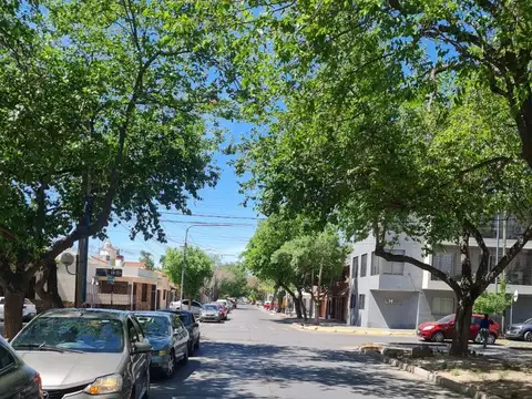Justo Jose de Urquiza 220
