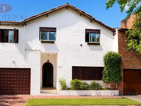 Casa Familiar 6 ambientes con Jardín, Pileta y Departamento Independiente | La Lucila