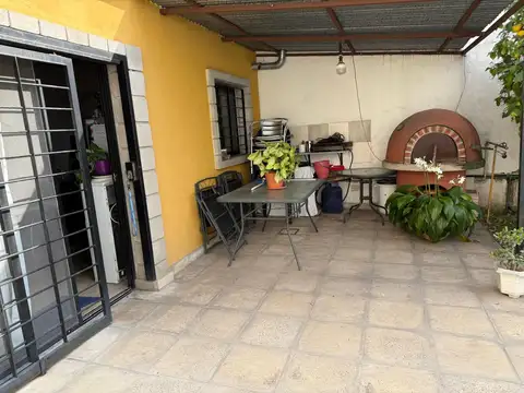 Depto Tipo Casa en Venta de 4 ambientes