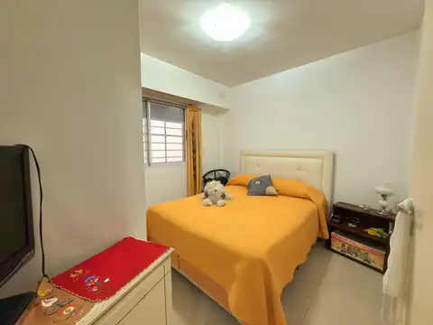 Departamento de 2 ambientes con jardin y parrilla