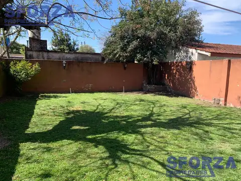 Casa en Venta con 1 cochera