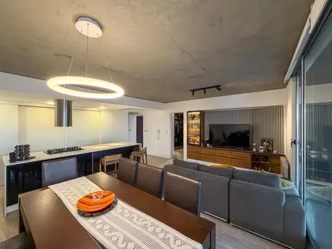 Departamento 5 ambientes con 4 baños
