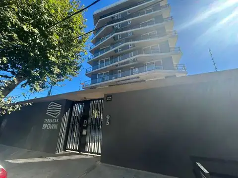 Departamento en Alquiler de 2 Ambientes con cochera en Quilmes Centro
