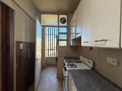 Departamento en Alquiler en Santos Lugares, $ 550.000