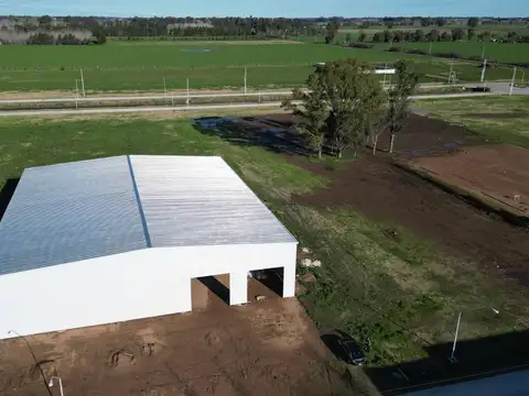 Galpon en Venta 47  mts Frente