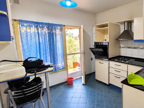 Depto Tipo Casa en Venta con 1 cocheras