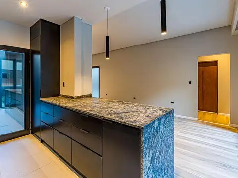 Casa en Venta al Oeste