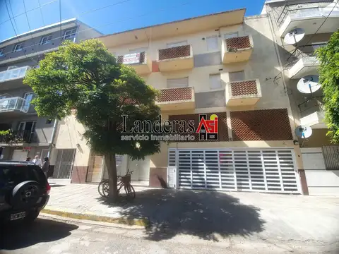 Amplio Deparmtamento 3 amb. - EXCELENTE UBICACIÓN