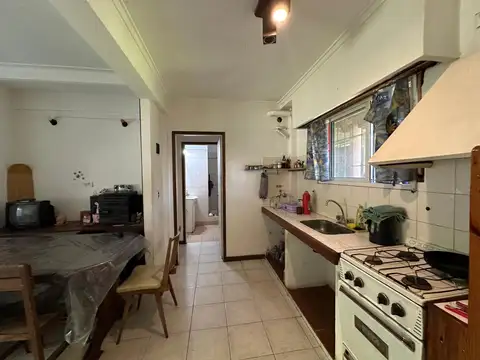 Casa 2 ambientes con 1 baño