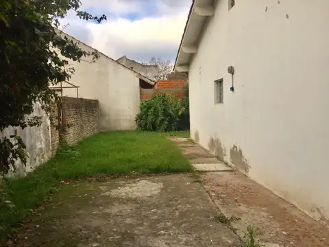 Casa en Venta en Burzaco, USD 87.000