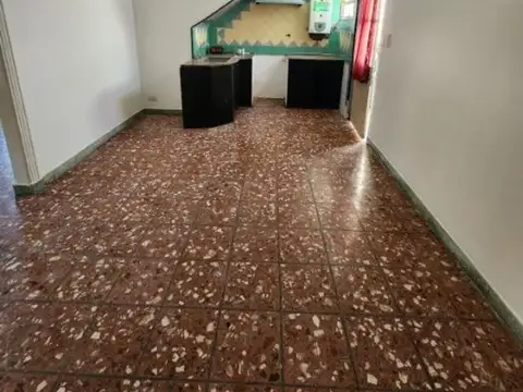 Casa en Alquiler en Quilmes, $ 650.000