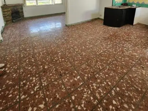 Casa en Alquiler al Sureste