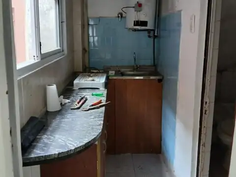 Venta departamento de pasillo alquilado